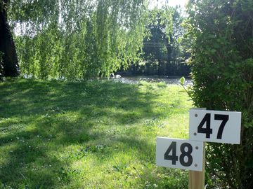 Camp on the banks of the vienne river
