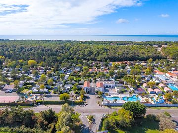 Entre océan et forêt, un havre de détente vous attend.