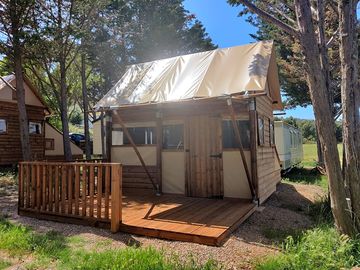 Exterior caba-lodge