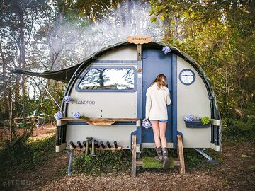 Cosy, weatherproof pod sleeping up to five