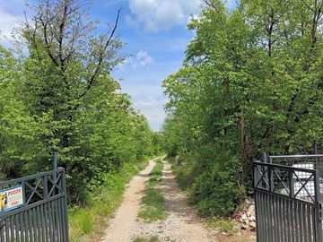 Track to the camping field