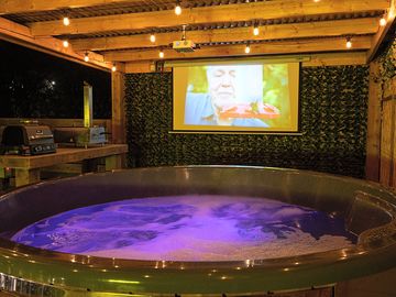 Wood-fired hot tub