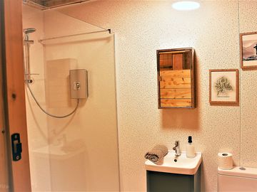 Spacious shower