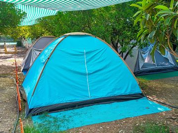Ready tent exterior