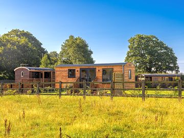 Abberley shepherd's hut