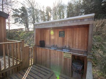 Washing up area