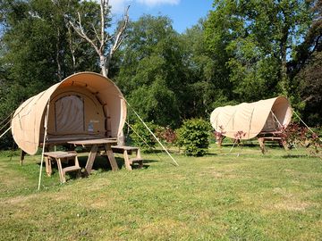 Exterior dk banes tents