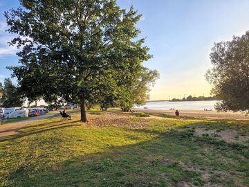 Pitch at the river elbe