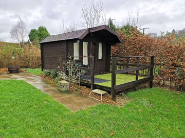 Jacobs Folly Cabin to let.