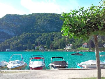 The port of talloires