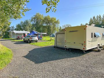 Electric gravel touring pitches 16 and 17