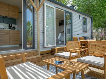 Exterior garden rentals