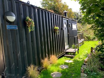 Exterior of the cabin