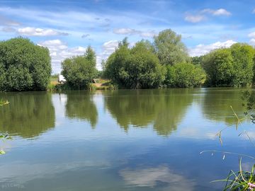 Visitor image of the lake