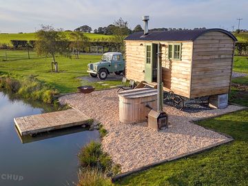 One-bedroom cabin