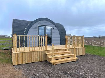 Daisy pod