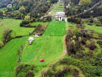 Spacious countryside campsite