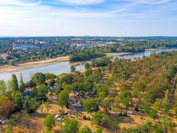 Camping en bord de rivière