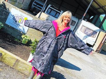 Shona in her obligatory dry robe!