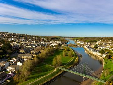 Wadebridge, 10 minutes' drive from the site