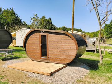 Exterior Hobbit pod