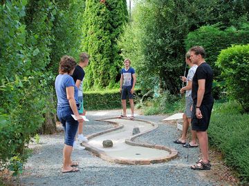 Mini golf