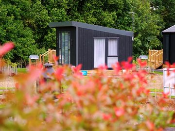 Deluxe glamping pod