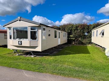 Static caravan