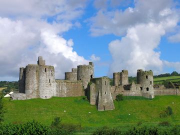 Kidwelly castle