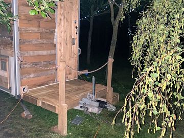 Shower shack