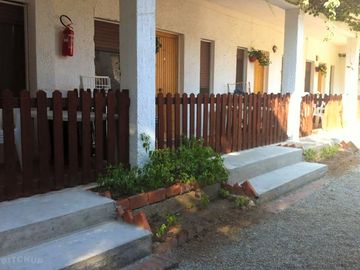 Entrance to the apartments