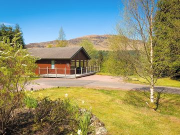 Buzzard chalet on the Portnellan Estate