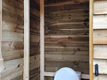 Full Flushing toilets