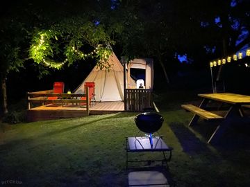 The solar lights look amazing at night. perfect to enjoy the evenings outside
