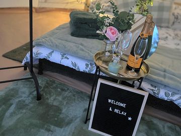 1x luxury full size double bed and memory foam mattresses