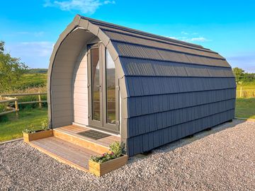 Pod Exterior