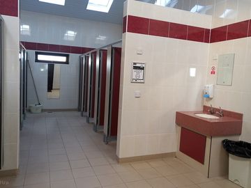 new toilet & shower block with underfloor heating