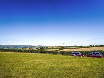 Non-electric grass pitch