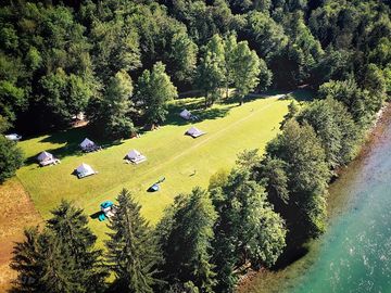 Bird's-eye view of the location