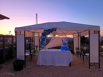 Restaurant ready for a party