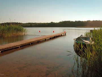 Peaceful lakeside setting