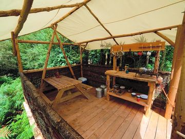 Kitchen and dining area