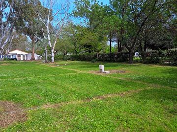 Emplacement nu de 80m²