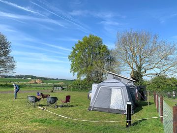 Super-spacious pitches