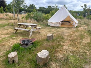 Daisy bell tent