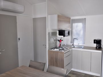 Kitchen and dining area