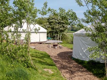 Skylark outside view