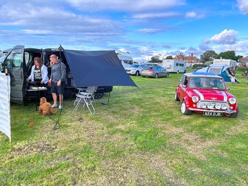 Non-electric camping field