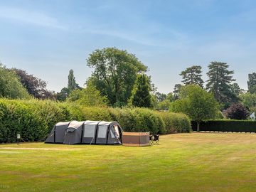 Spacious tent pitches at arrow bank