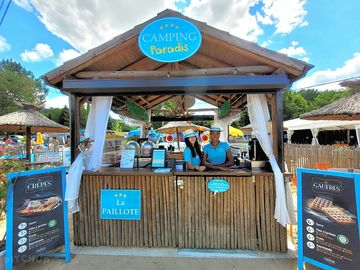 Outdoor bar and snack